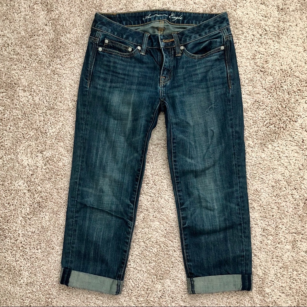 American Eagle 🦅 Low Rise Cropped Jeans